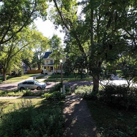 Bohemian 3-bedroom house with private yard in charming neighborhood