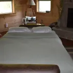 Secluded Country Cabin, Black Creek Retreat, Holmes County Ohio, HotTub, WiFi