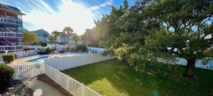 Remodeled 3 Bdrm 3 Bath, Ocean Views, only steps to the Beach Ξενοδοχεία στην πόλη Surfside Beach