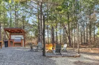 New! Endless Love/Hot Tub/Massage Table/Bed Swing/Fire Pit