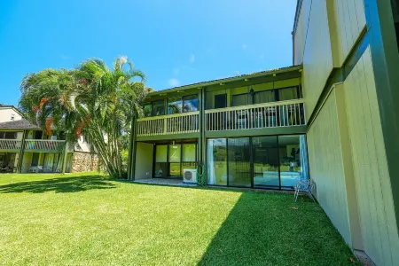 Surfer's paradise on Oahu's North Shore - Split ACs