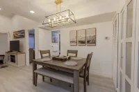Avalon. Fully Renovated 2024.. Pool View