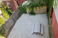 Lovely 3-bedroom downtown Portland apartment