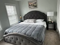 Gorgeous newer 2 story house in friendly neighborhood w new salt water hot tub