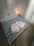 SAILING SUITE APARTMENT WITH BEACHFRONT GARDEN La Piramide附近的飯店