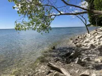 Fire pit, grill, patio, and blocks from Lake Michigan beach!