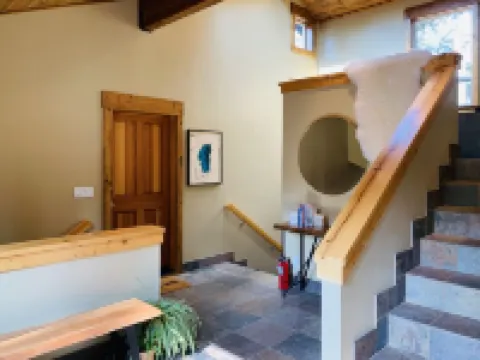 Alpine Escape - Apartment Suite in North Tahoe