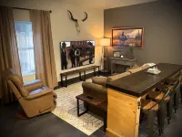 Barricade Bunkhouse: A Cozy Western Retreat in Laramie, Wyoming -  Apartamentos vacacionales