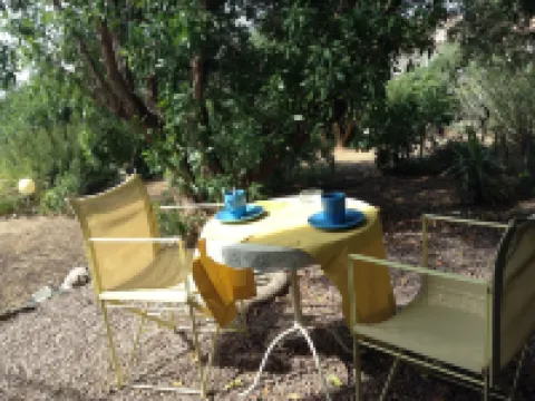 Studio 2 km from the beach wifi and parking