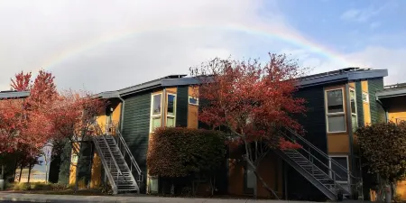 All About the View - Walk to River, Town, & Trails