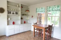 FarmHouse on the Creek near Parks & Winery