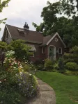 Delightful Cottage in Central Eugene