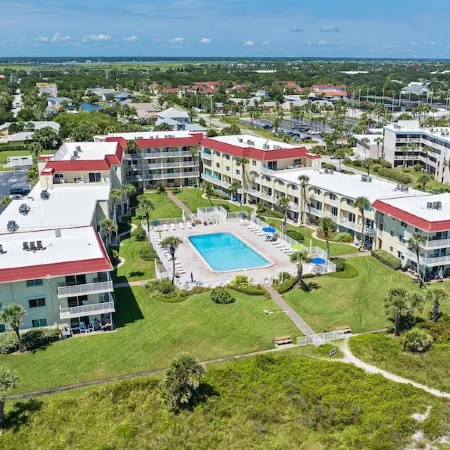 Oceanfront St Augustine Beach Condo/ Steps to Pool +  Beach