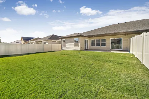 Comfortable New Home in Broadmoor Subdivision - 3-Sterne