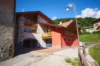 La Casa Rossa Hotel a Roncone