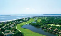 STUNNING BEACHFRONT UPPER VILLA,Electric Awning over Deck,Amenity Cards INCLUDED