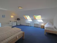 EifelNatur 8, large family apartment with terrace and barbecue, pets welcome Hotels in Immerath