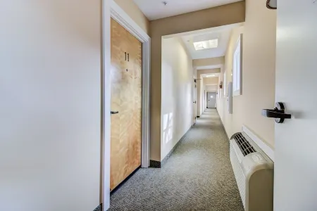 The Best Views of Grand Haven Channel & Lake Michigan from Brezza Di Lago 11