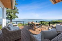 Spectacular waterfront Bainbridge Island Home. Breathtaking views!