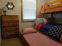 ‣ Lake Livingston Waterfront House, Sunset views. Deep water, Fishing, Kayaking.