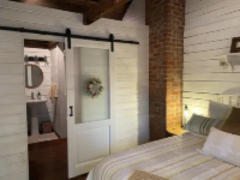 Loft two story with first floor workout room, WIFI, complete cottage to yourself