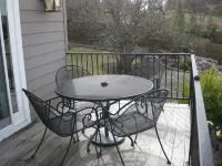 Large Private Carriage-House Retreat with Amazing Views