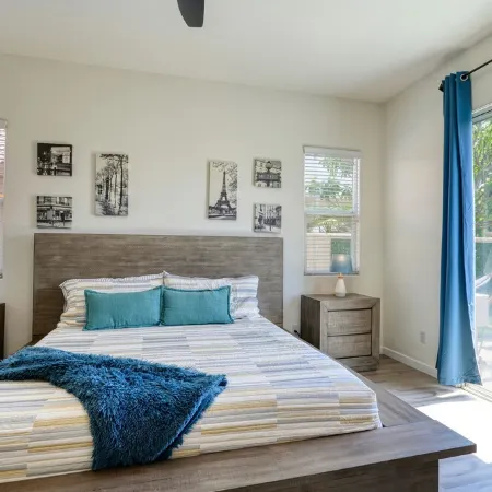 Coachella Valley Getaway: Cal-King, Hiking, Pickleball, Golf, Swim