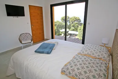 Villa panoramic sea view/heated pool/tennis