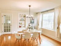 The Callaway Cottage- HOME AWAY FROM HOME!