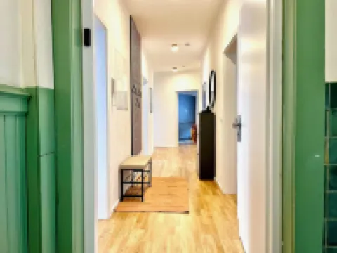 Spacious Design Retreat for Groups & Families