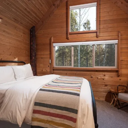 10 Star Retreat! Hot Tub/Bonus Room/Loft/AC/Sharc/Bikes & Fully Remodeled Fun!