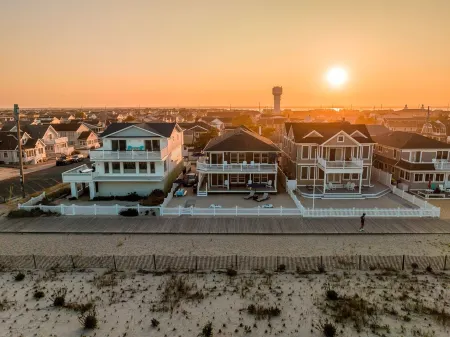 Ultimate 3 Bedroom Lavallette, NJ Beachfront Rental