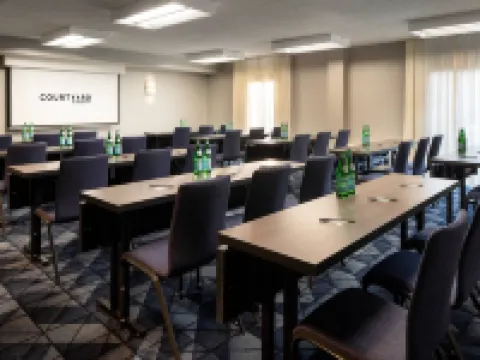 コートヤード バイ マリオット ベーカーズフィールド ベーカーズフィールドのホテル