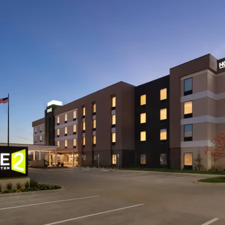 Home2 Suites by Hilton Oklahoma City South Отели рядом с достопримечательностью «Торговый центр "Кроссроудз"»