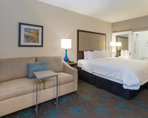 Hampton Inn Bloomington Hotels in Bloomington