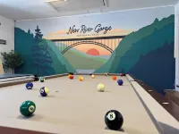 New River Gorge Oasis-Hot Tub- Game Room- Fire pit- Good Vibes