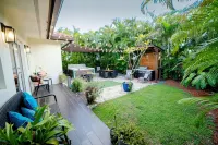 Relax in Coral Terrace, just a quick 5-min drive to Coral gables and UM