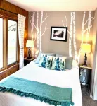 "The Cabin" on the Shore of Loon Lake! Create Memories!