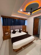 Hotel R K Villa