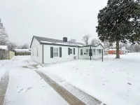 Cozy 3BR Spacious home w/Patio -Sleeps8