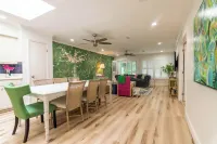 Perfect blend of style and serenity in this 3-br, 2-bath bungalow guest house.