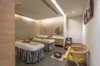 Radisson Gurugram Udyog Vihar - spa