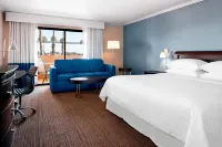 Four Points by Sheraton Ventura Harbor Resort Hotels near Star Lounge