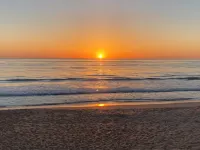 Charming 2-bedroom house in marvelous Ormond Beach with WiFi, AC. Great getaway!