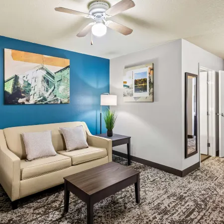 Best Western Plus Fort Wayne Inn Suites North