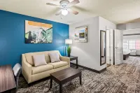 Best Western Plus Fort Wayne Inn  Suites North