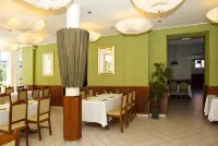 Hotel Astoria - Breakfast