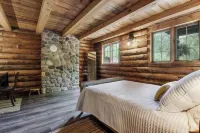 Family Chateau w stream, 12 acres, close to ATV, Snowmobile, trails- Hayward WI