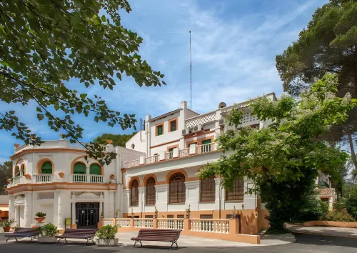 Balneario de Cofrentes - Hot Springs