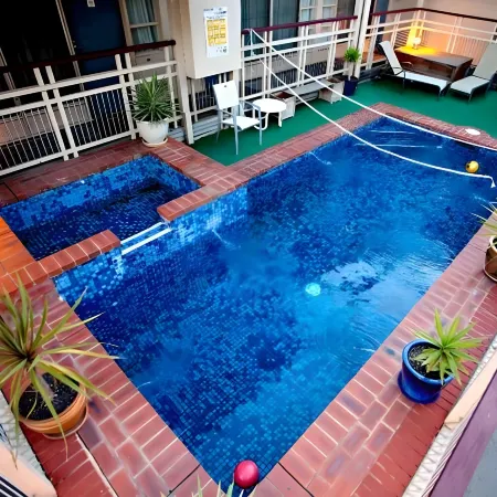 MAS Country Riverboat Lodge Motor Inn
